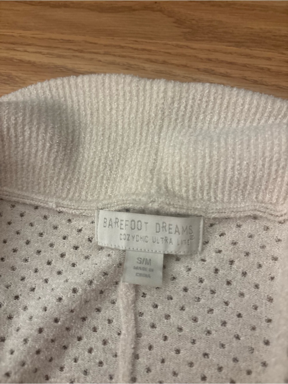 Barefoot Dreams Light Cream Open Cardigan with Front Pockets Size S/M - Picture 6 of 6